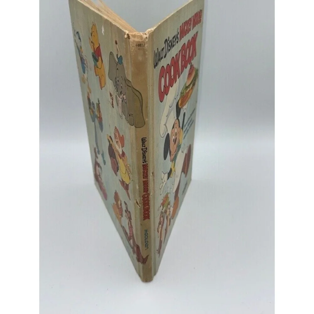 Vintage 1975 Walt Disney's Mickey Mouse Cookbook Hardcover Golden‎ Press~Recipes